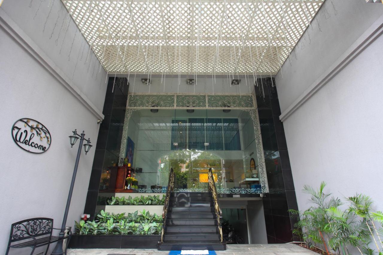 Iris Hotel Ho Chi Minh City Exterior photo